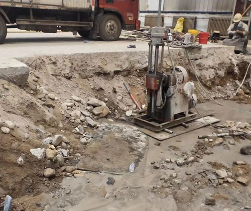 太原公路下沉压浆
